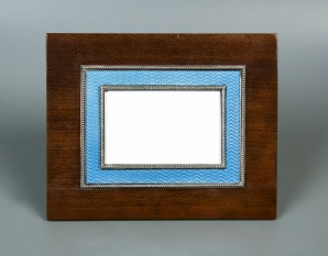 Рамка для фотографий. (Санкт-Петербург 1908–1916 гг.), <br />
<b>Notice</b>:  Undefined index:  authorlastname in <b>/home/dialog-g/dialog-g.ru/docs/_modules/authors/site/tmpl/oneauthor-list.html</b> on line <b>4</b><br />

